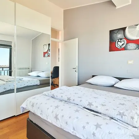 Bellavista Sea View * أوماغ