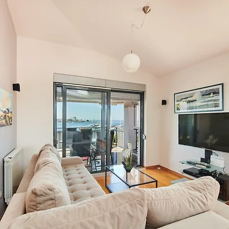 Bellavista Sea View أوماغ